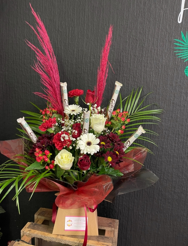 Christmas front facing bouquet