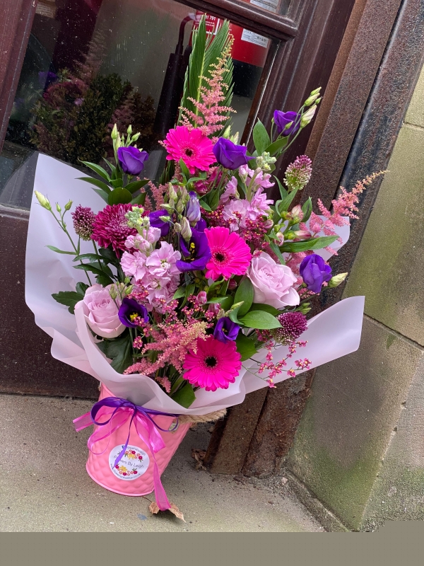 Florists choice   Small pot arrangement